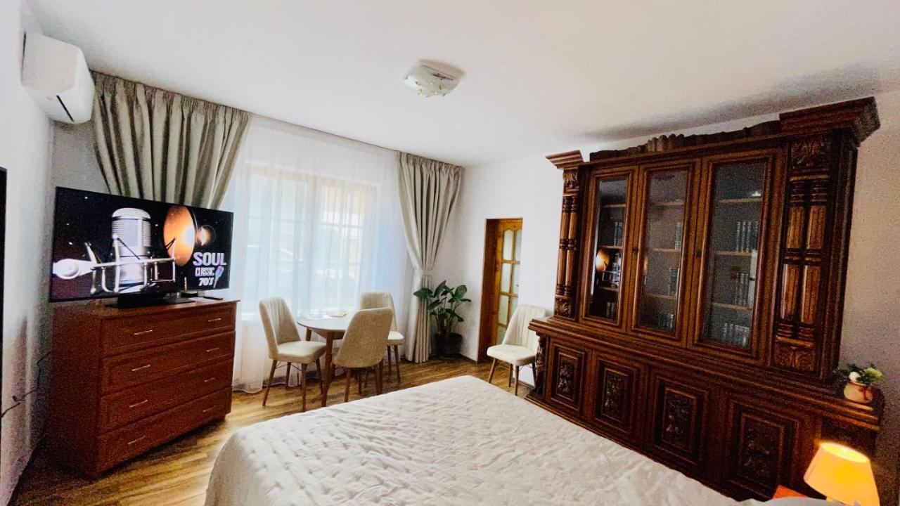 Leto House Lägenhet Târgu Jiu Exteriör bild