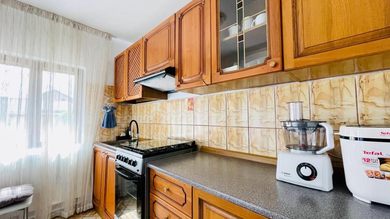 Leto House Lägenhet Târgu Jiu Exteriör bild